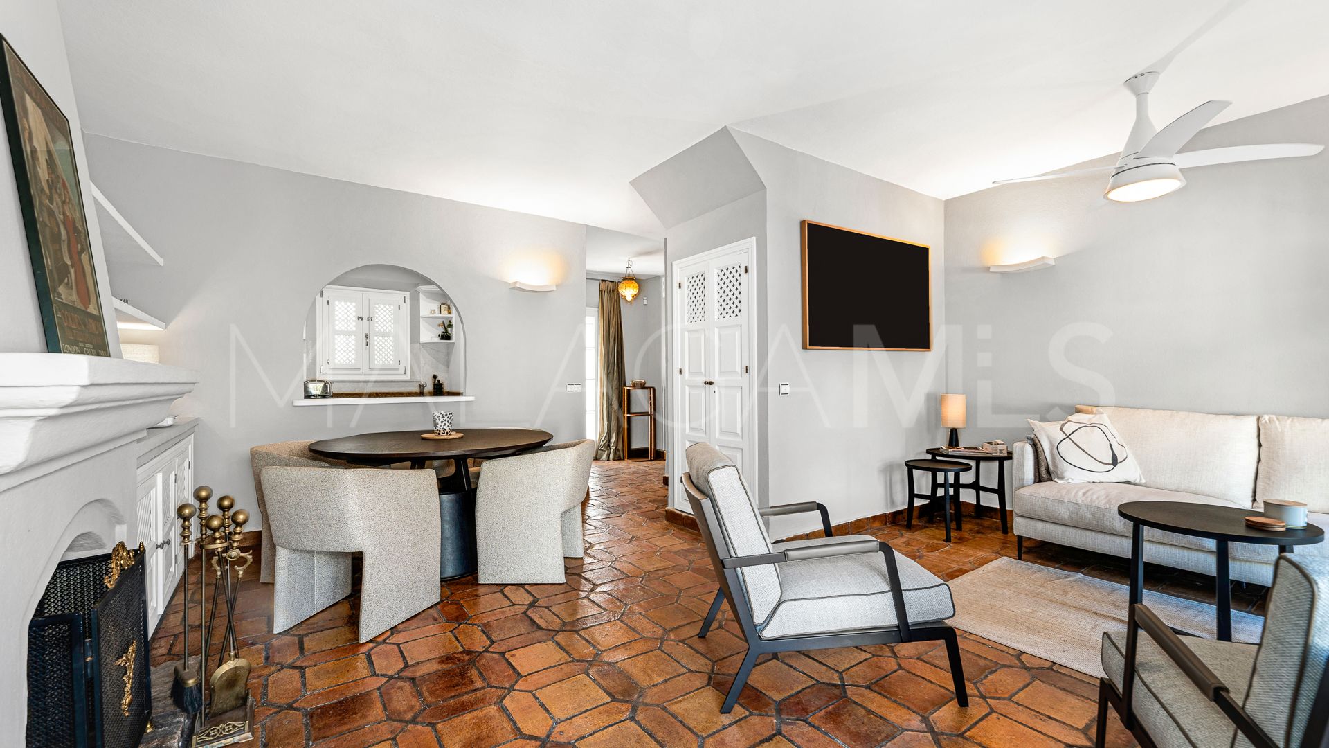 Radhus for sale in Marbella Golden Mile