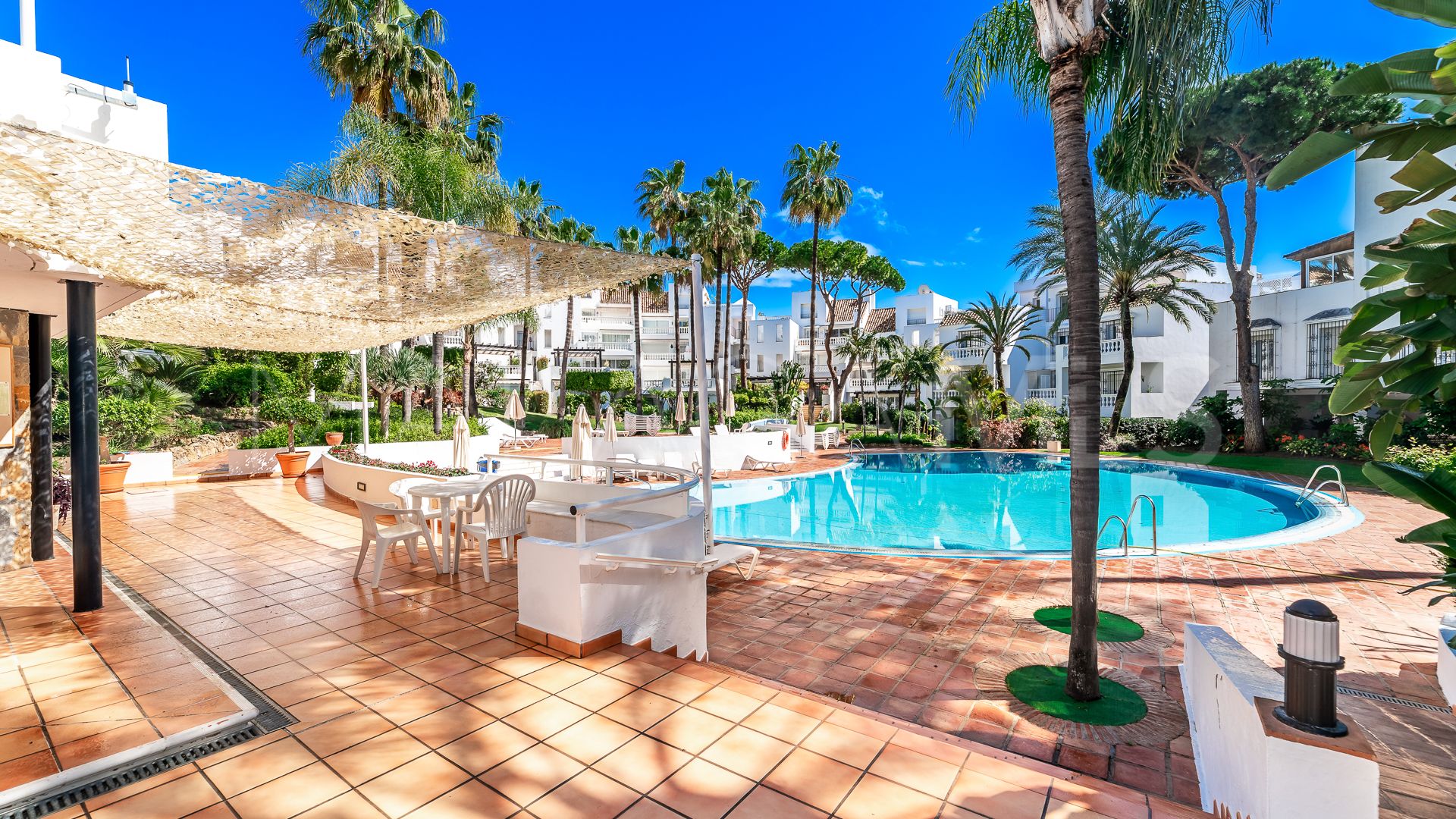 Appartement rez de chaussée for sale in Elviria