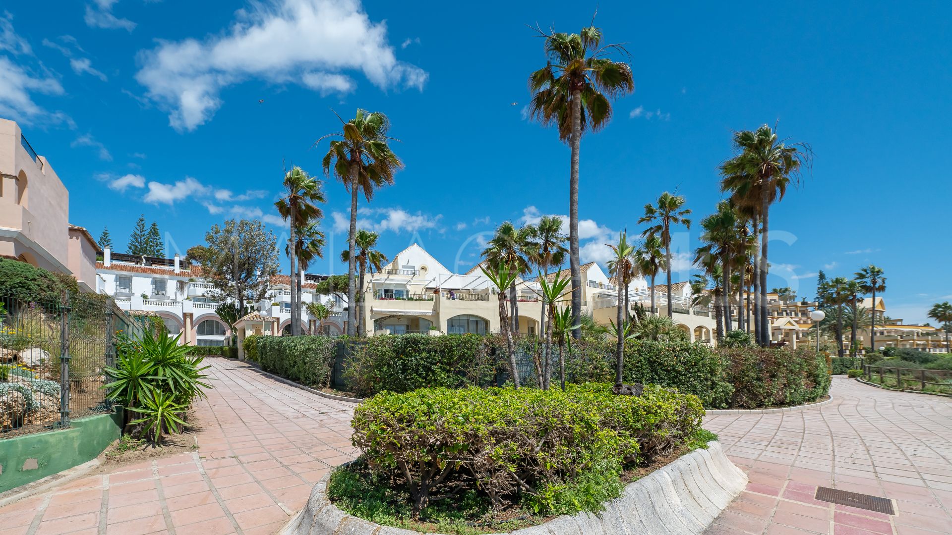 Appartement rez de chaussée for sale in Elviria
