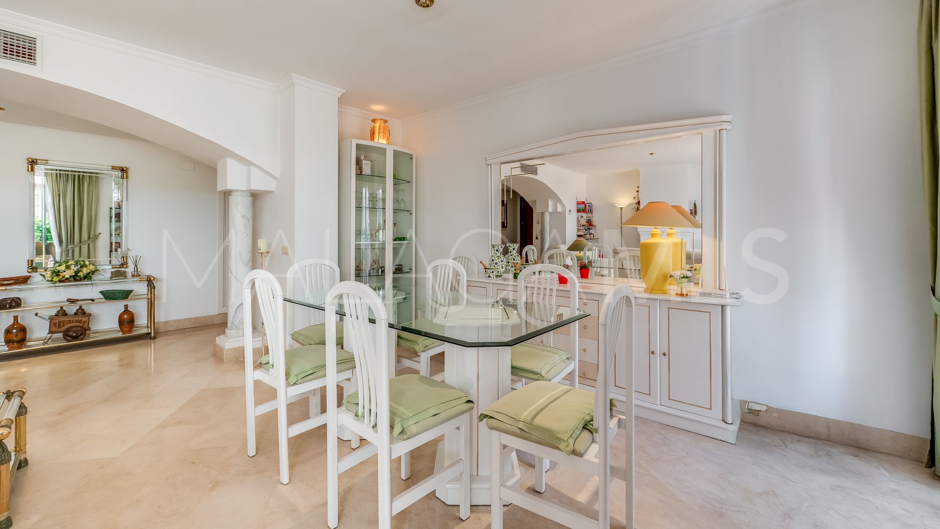 Appartement rez de chaussée for sale in Elviria
