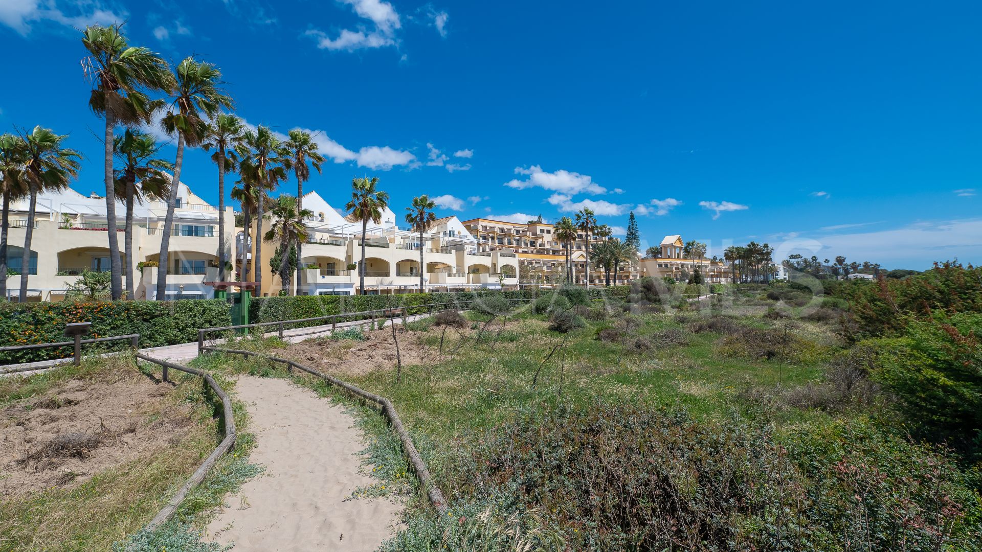 Appartement rez de chaussée for sale in Elviria