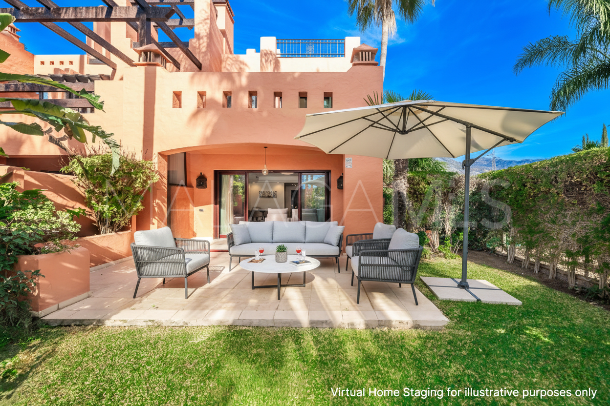 Adosado for sale with 4 bedrooms in Golden Mile