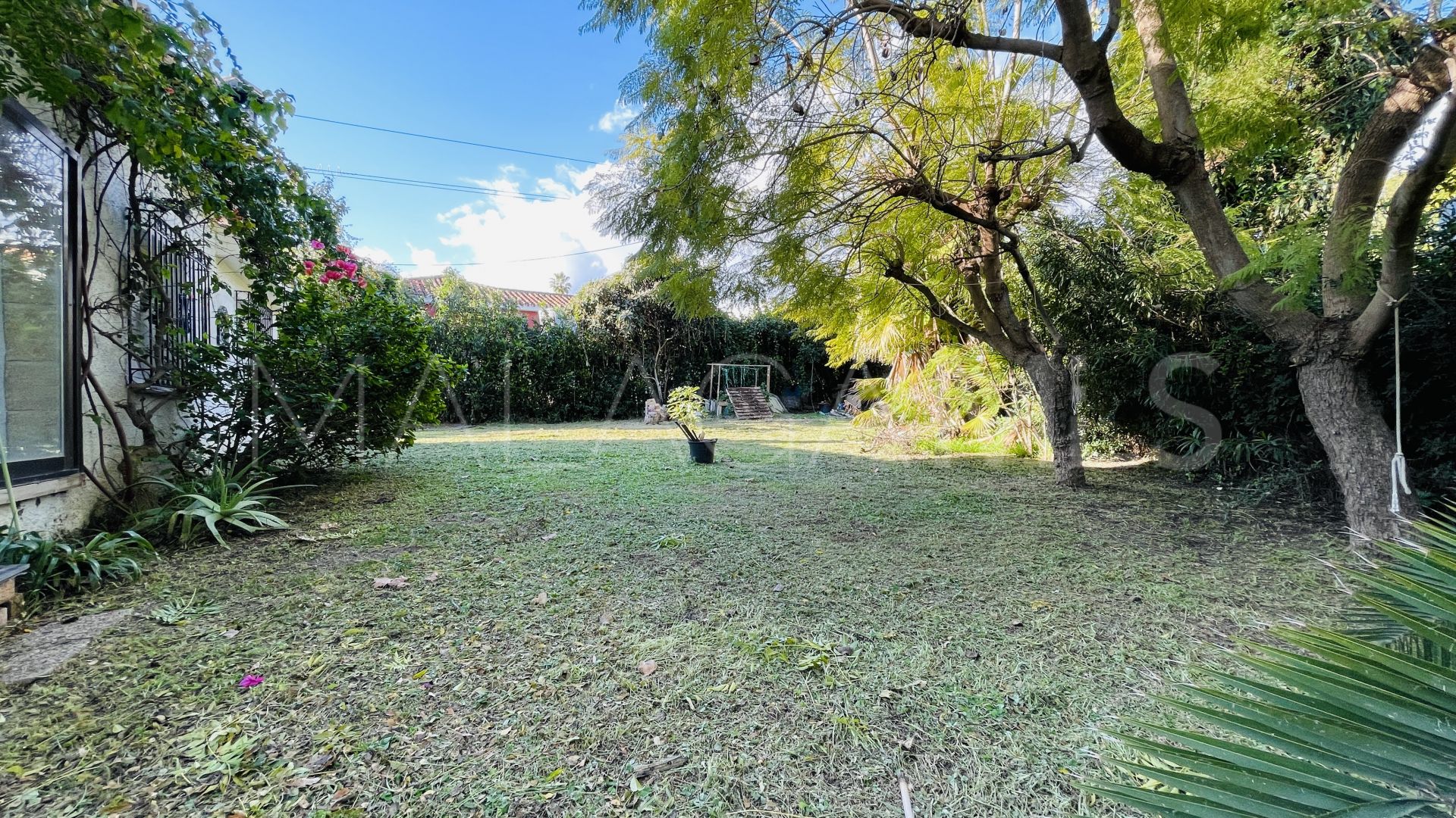 Villa for sale in Guadalmina Alta