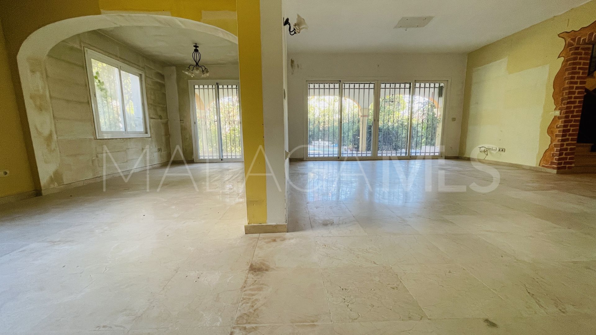 Villa for sale in Guadalmina Alta