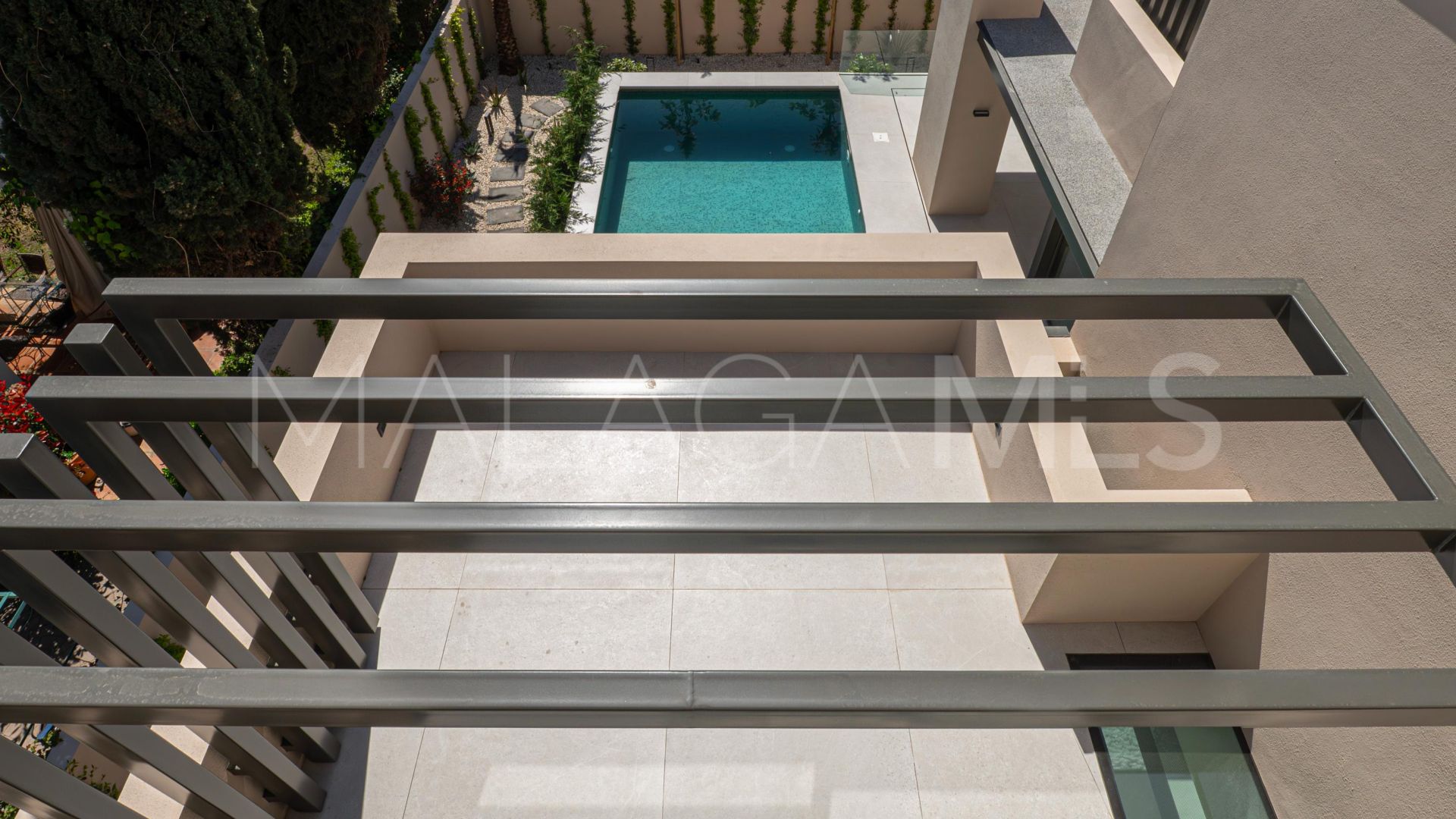 Villa for sale in Beach Side Golden Mile