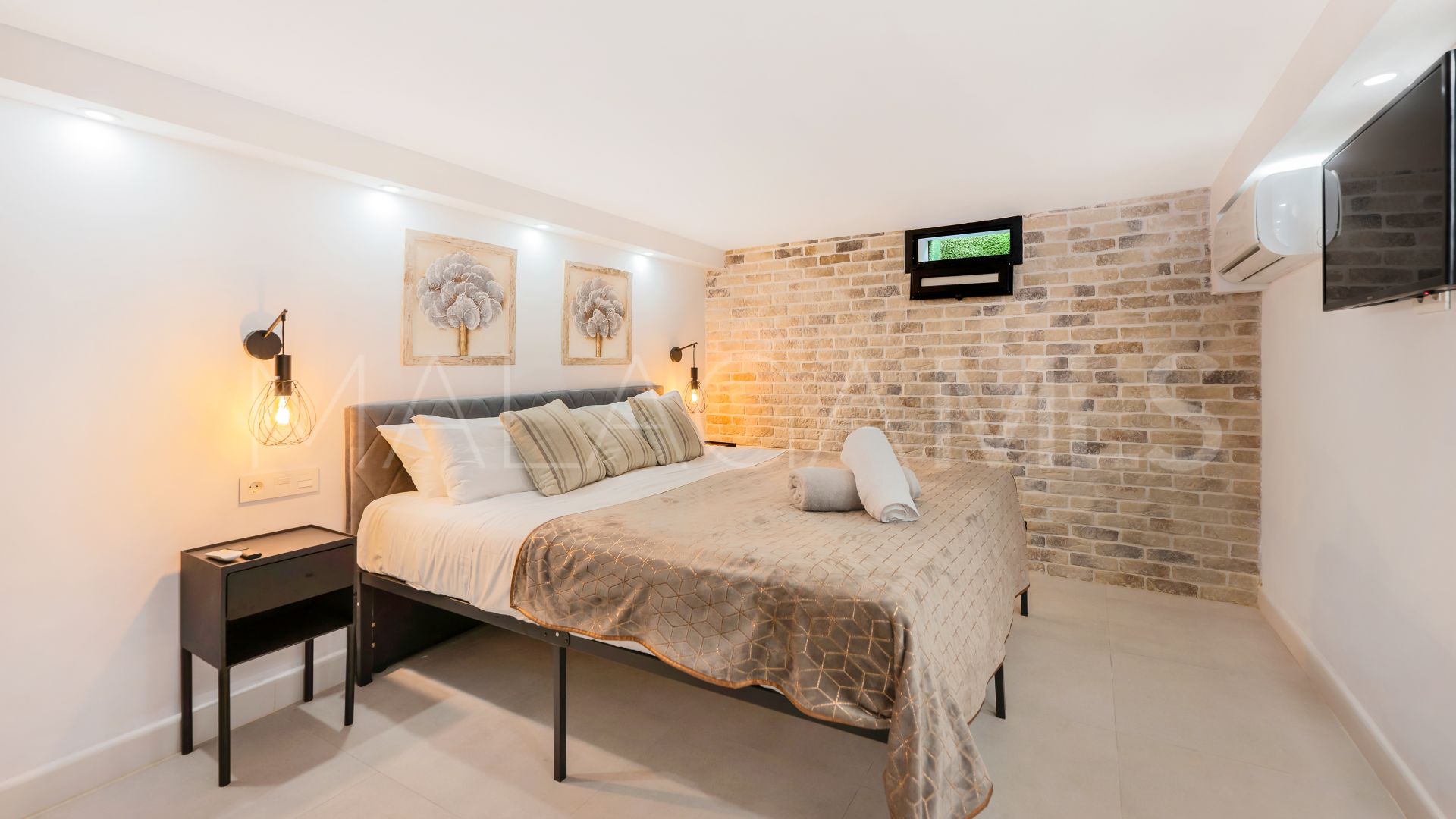 Villa for sale in Marbella Golden Mile