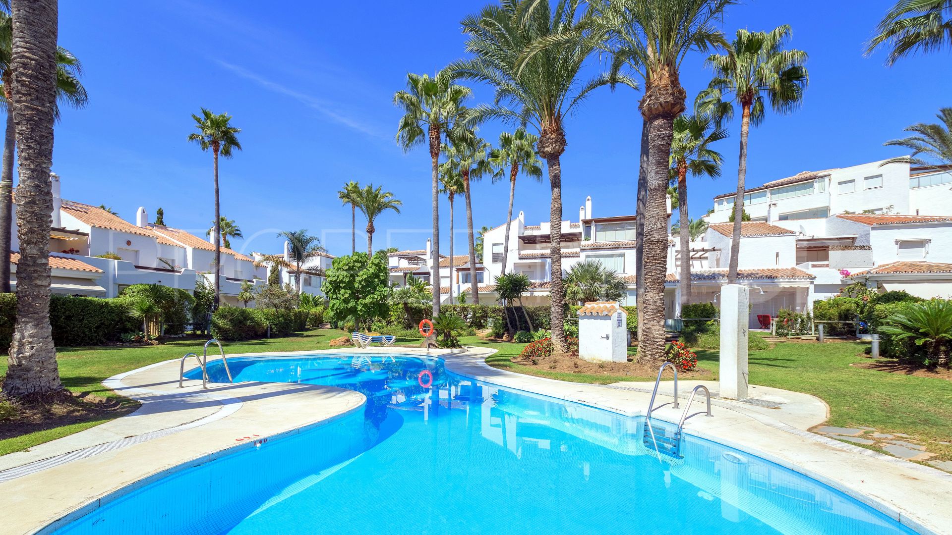 Adosado en venta en Bahia de Marbella