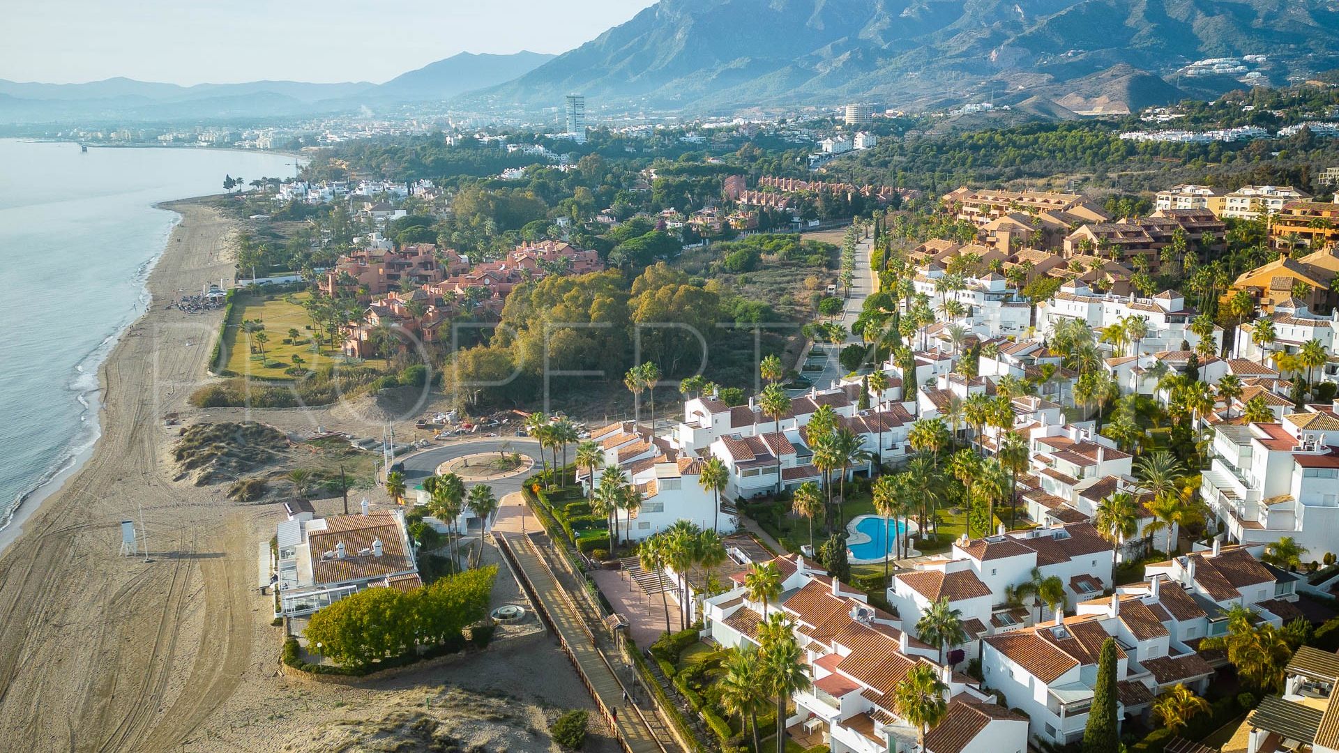 Adosado en venta en Bahia de Marbella