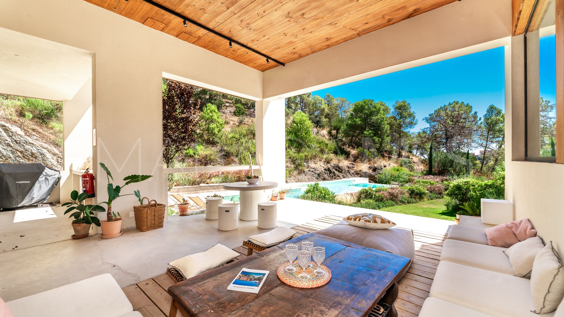 Villa for sale in El Madroñal