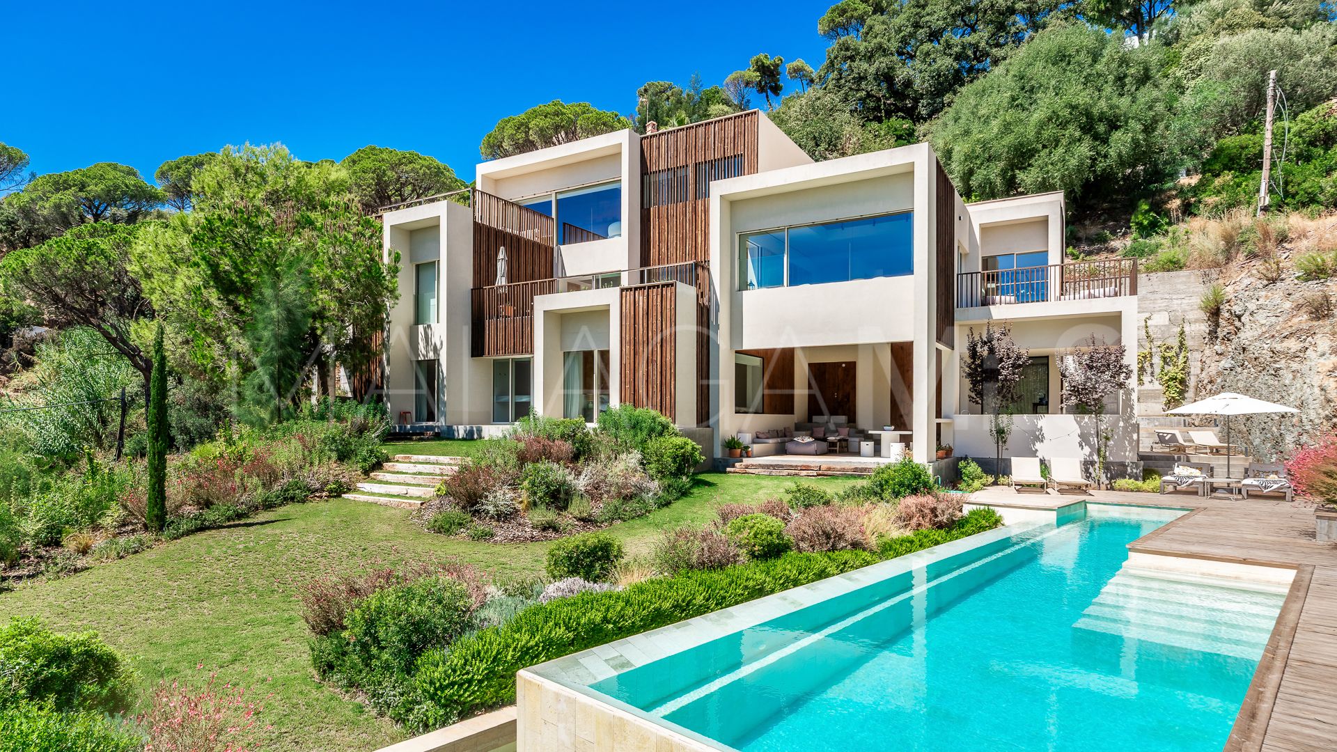 Villa for sale in El Madroñal