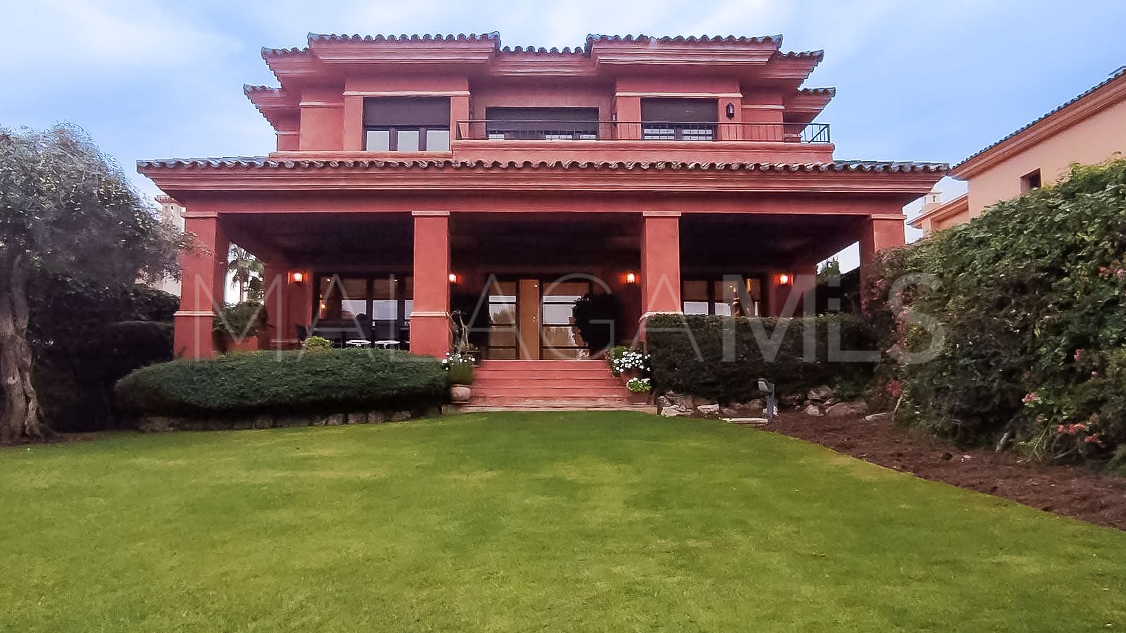 Hus i byn for sale in Marbella City