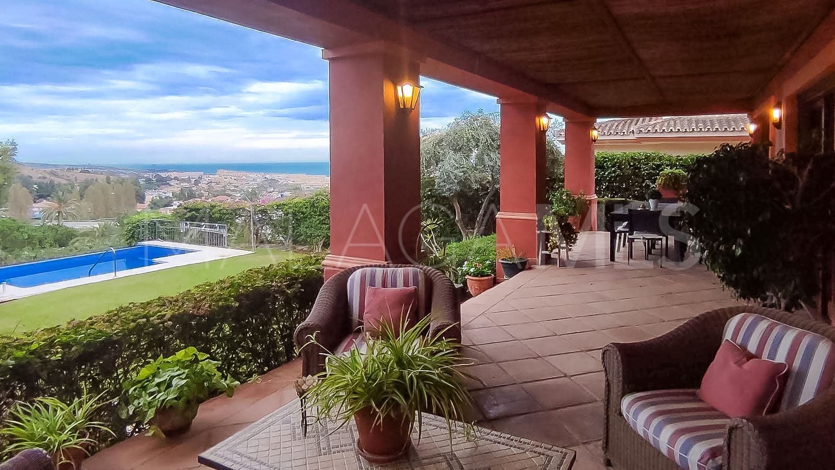 Hus i byn for sale in Marbella City