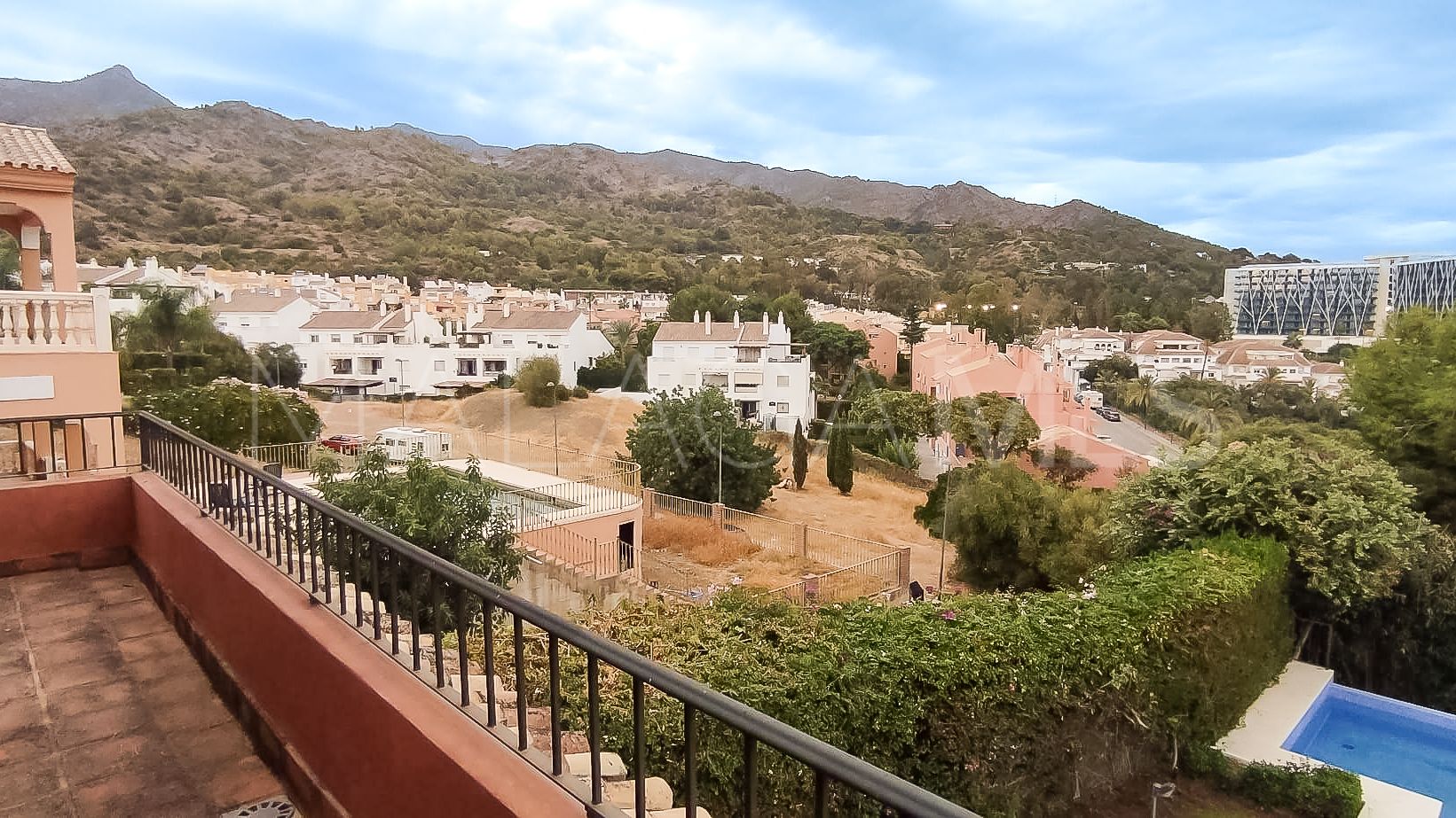 Hus i byn for sale in Marbella City