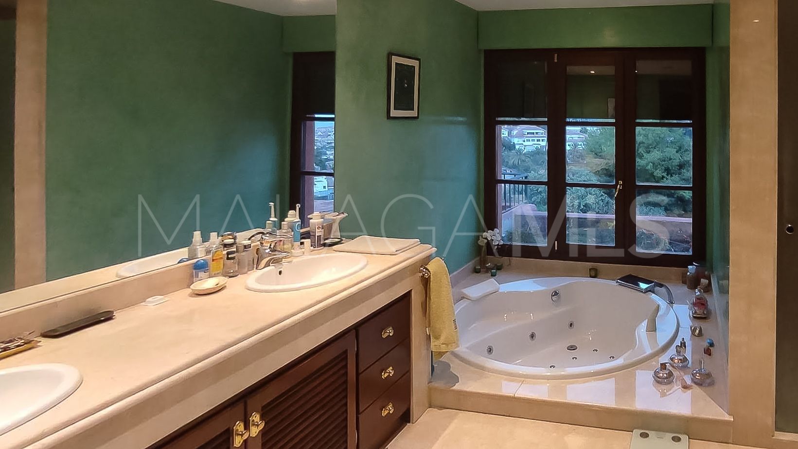 Hus i byn for sale in Marbella City