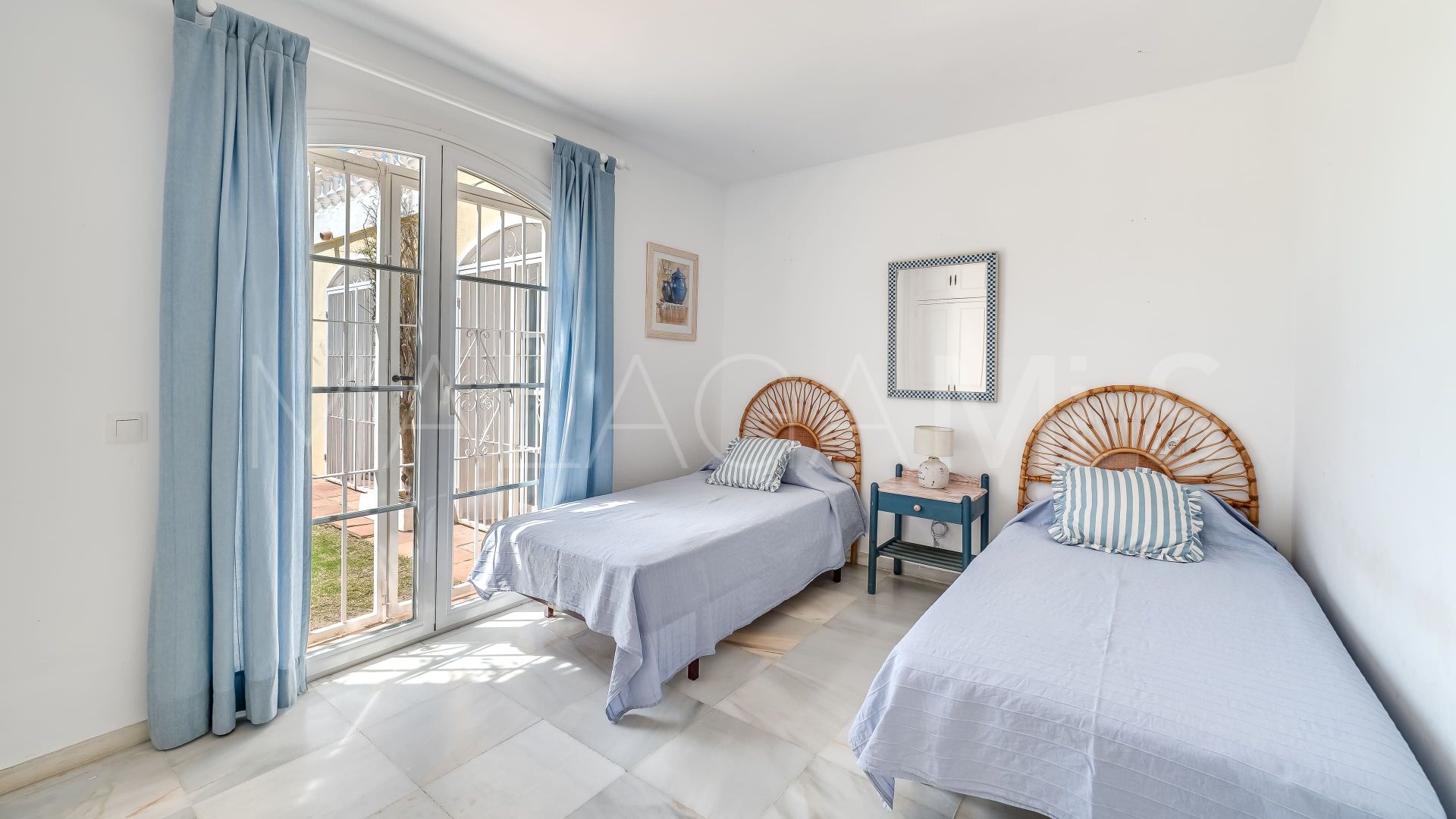 Los Arqueros, villa for sale