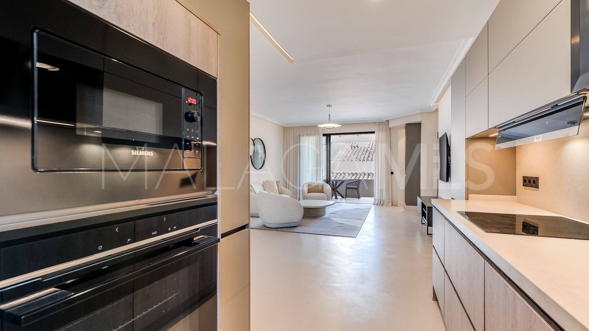 Lägenhet for sale in Marbella - Puerto Banus