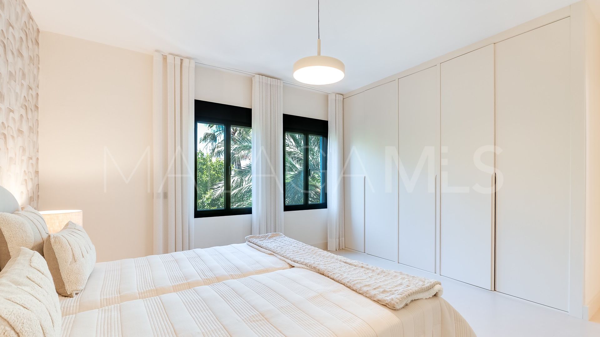 Lägenhet for sale in Marbella - Puerto Banus