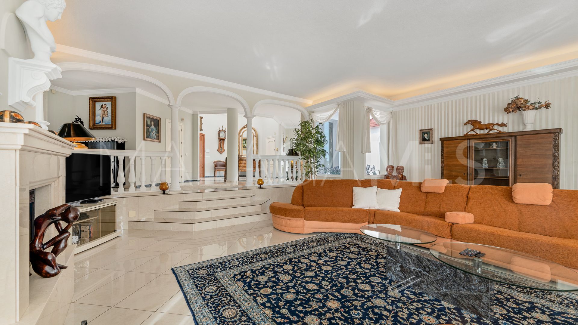 Villa a la venta in Hacienda las Chapas