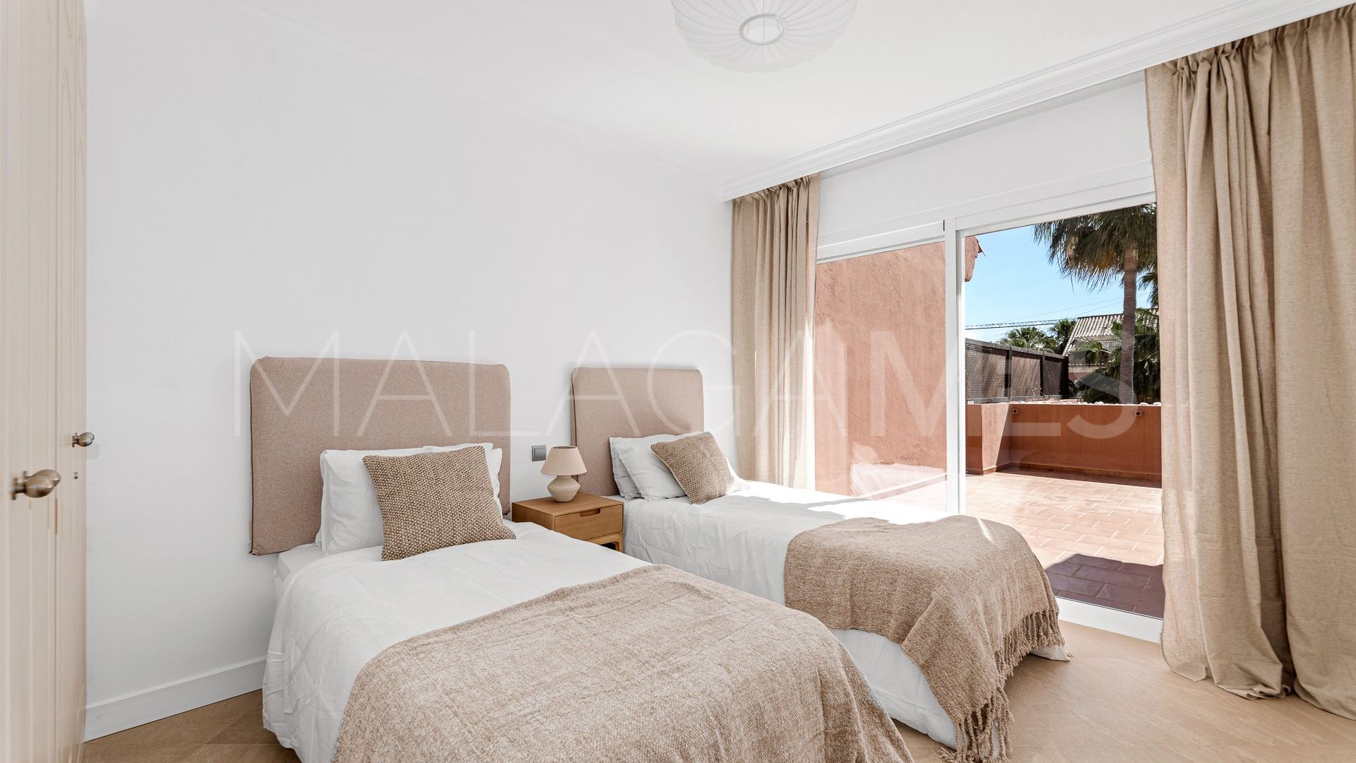 Marbella - Puerto Banus, atico duplex a la venta with 3 bedrooms