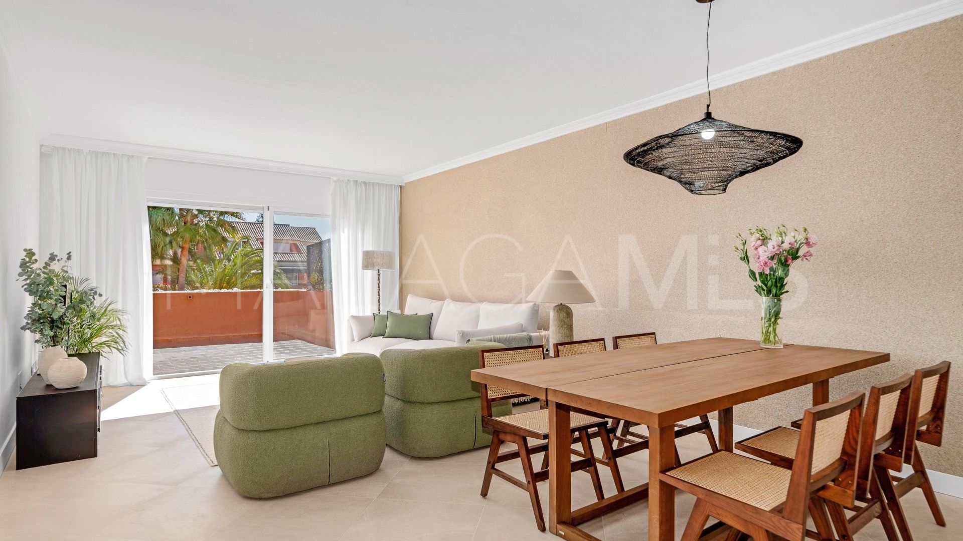 Marbella - Puerto Banus, atico duplex a la venta with 3 bedrooms