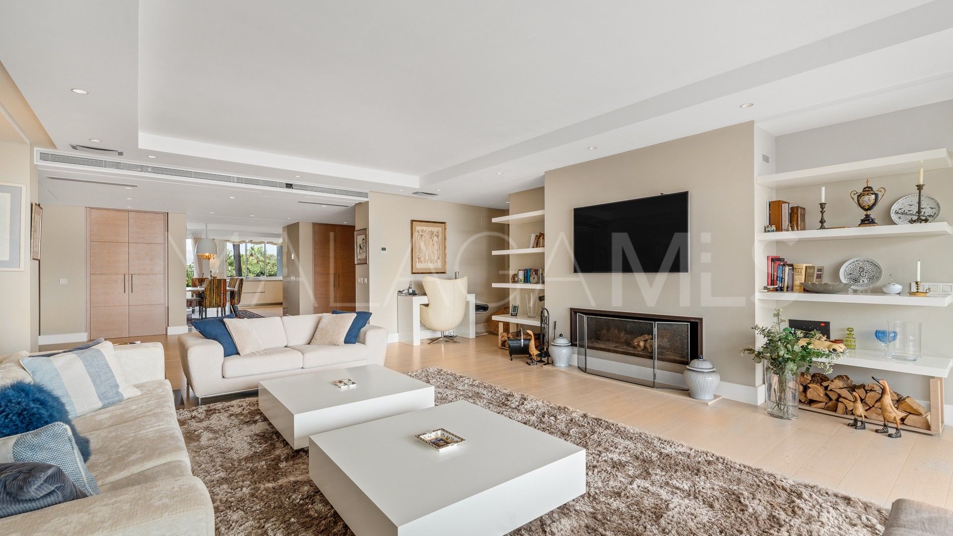 For sale penthouse in Marbella - Puerto Banus with 3 bedrooms