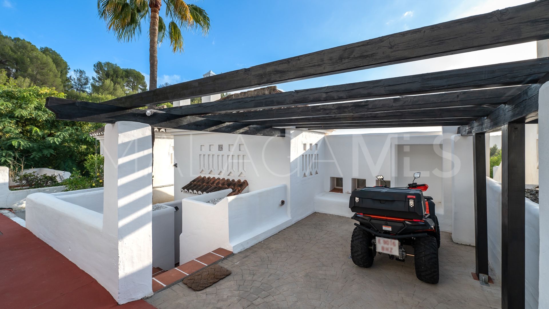 Radhus for sale in Marbella Golden Mile