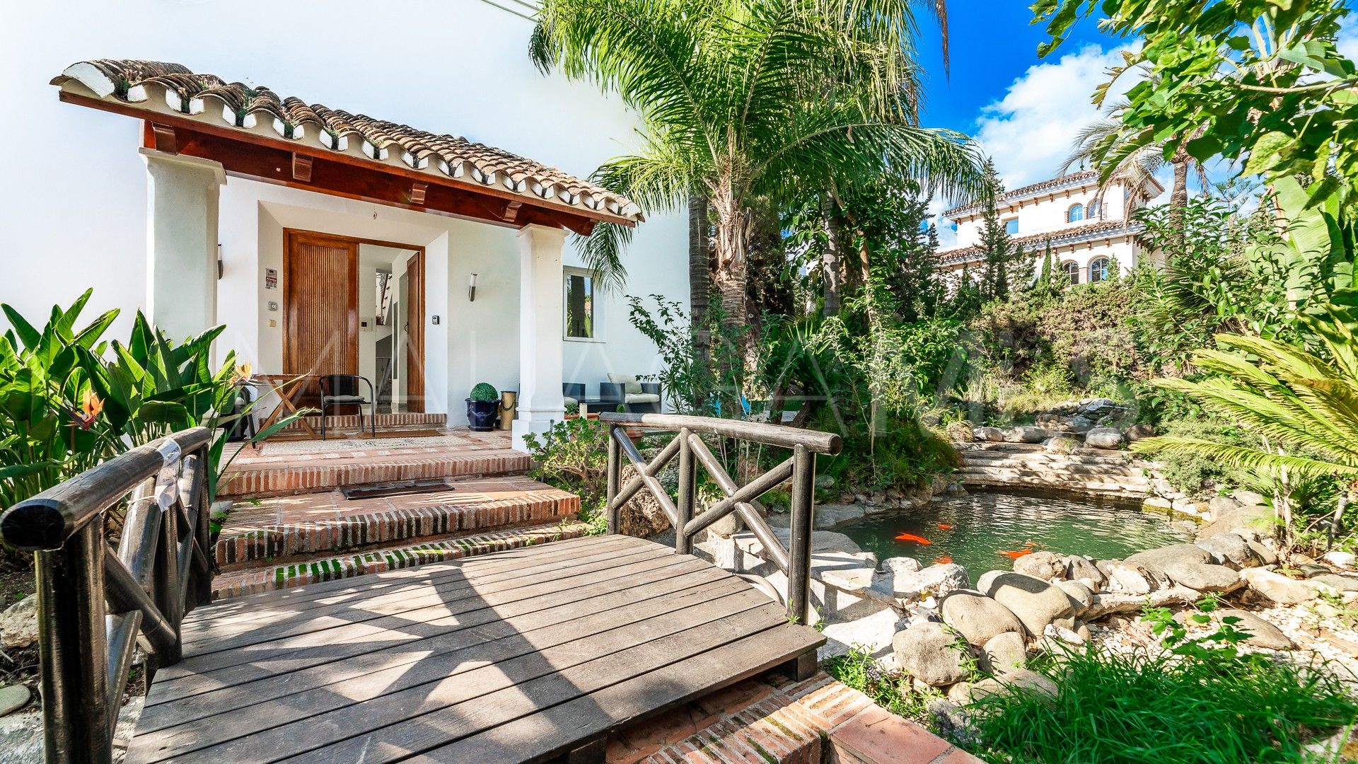 Villa for sale in Marbella - Puerto Banus