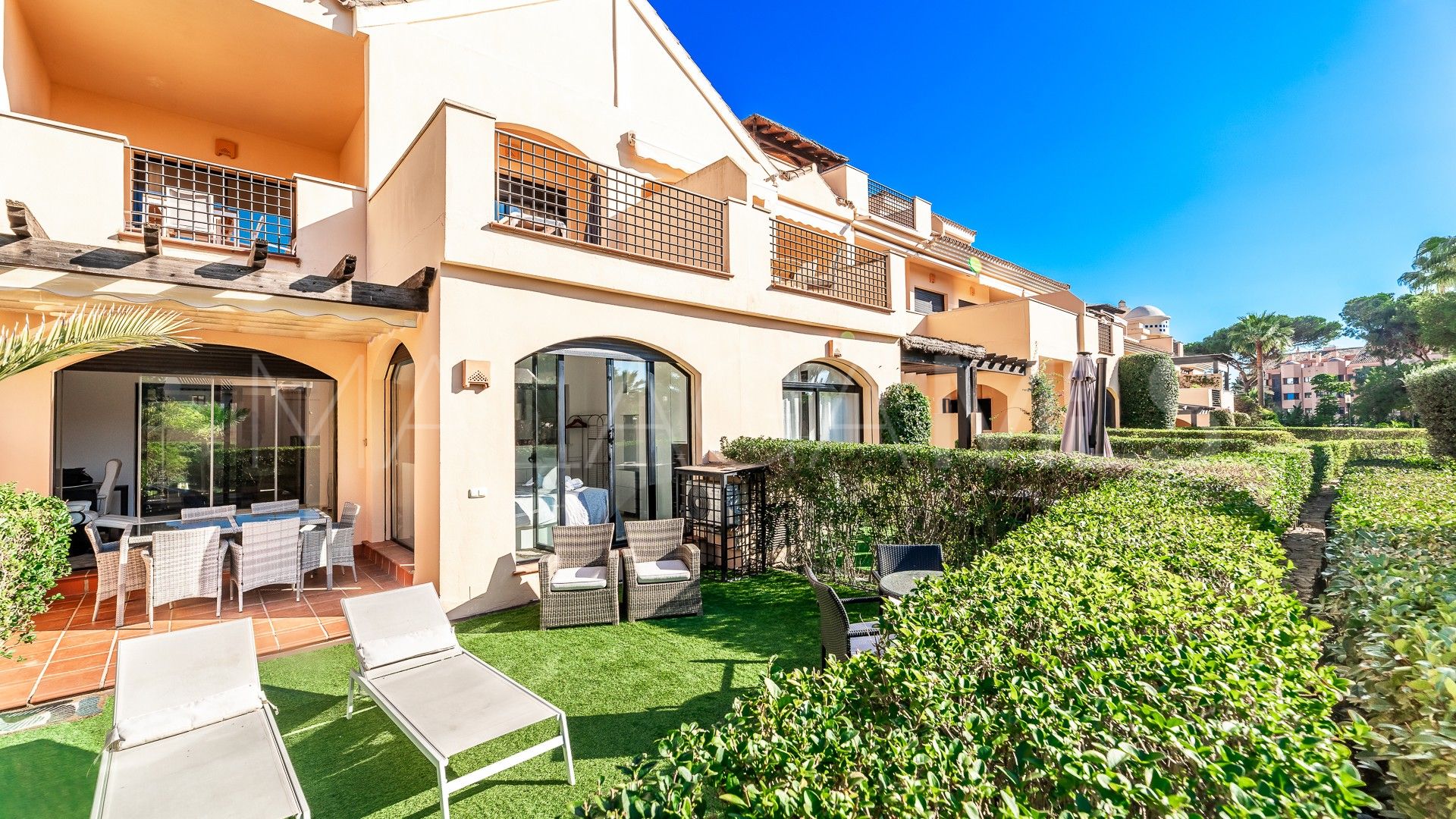 Bottenvåningslägenhet for sale in Marbella - Puerto Banus