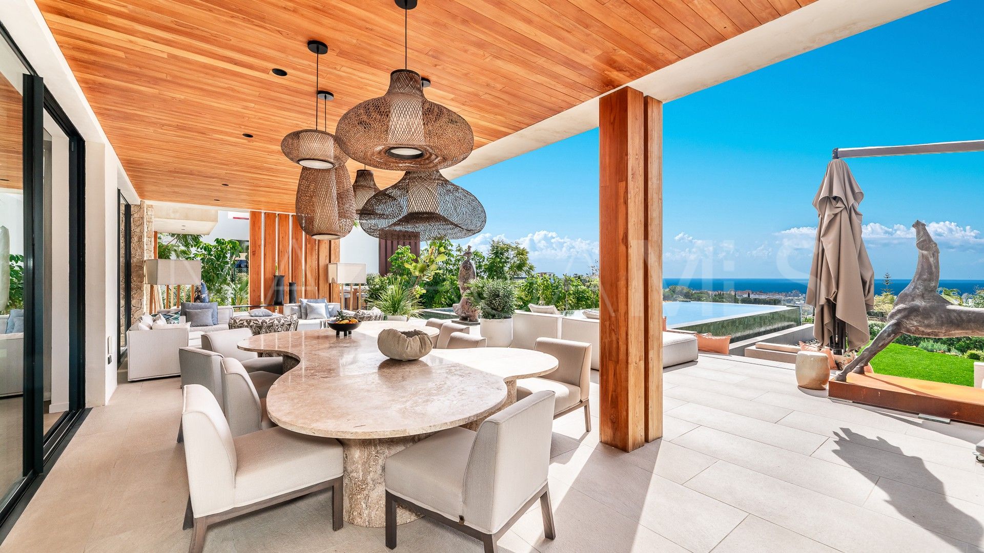 Villa for sale in Los Flamingos Golf