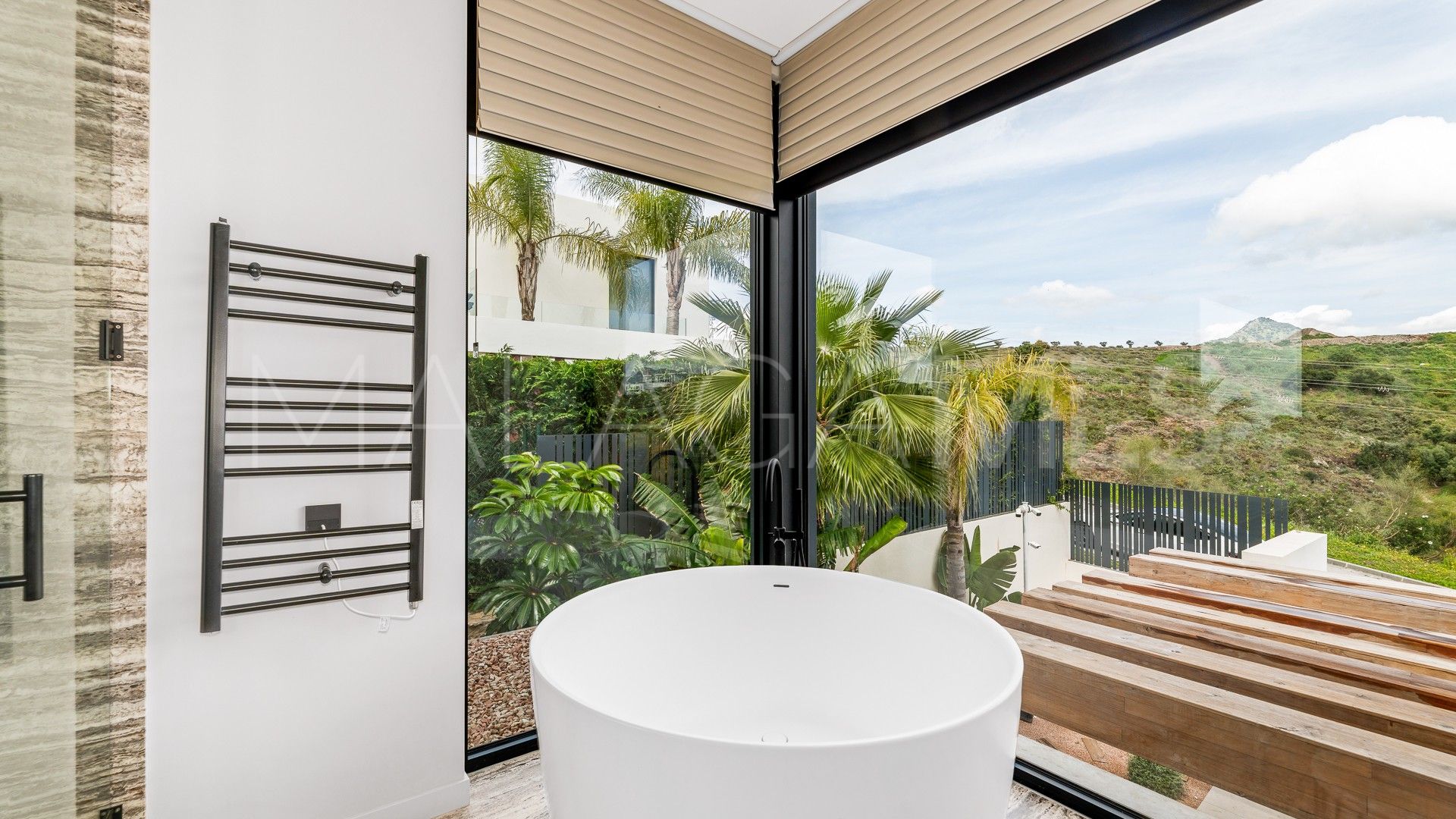 Villa for sale in Los Flamingos Golf