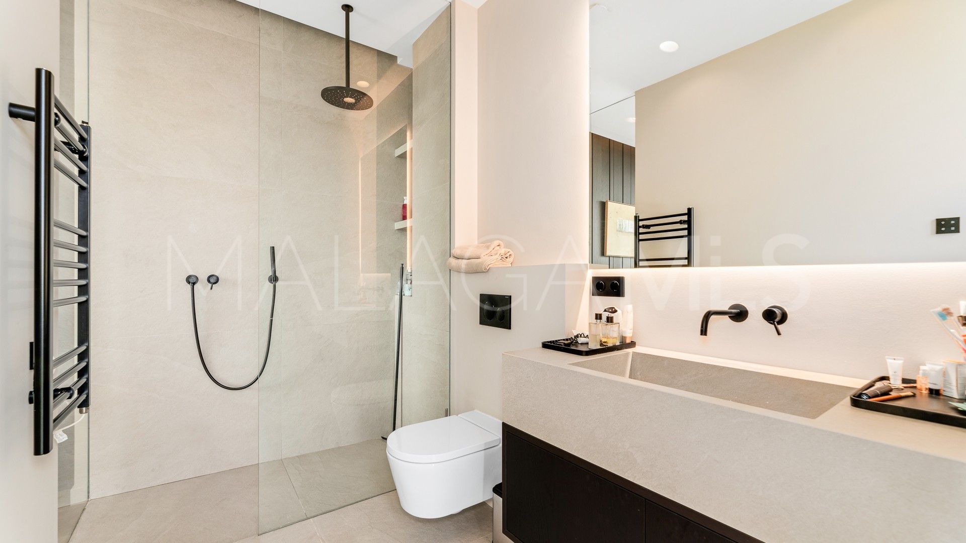 Villa for sale in Los Flamingos Golf