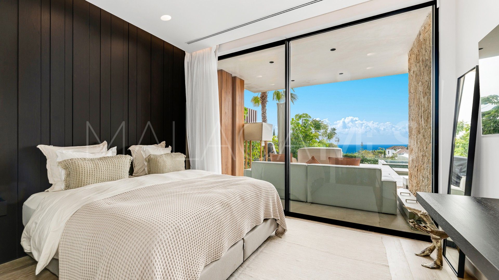Villa for sale in Los Flamingos Golf
