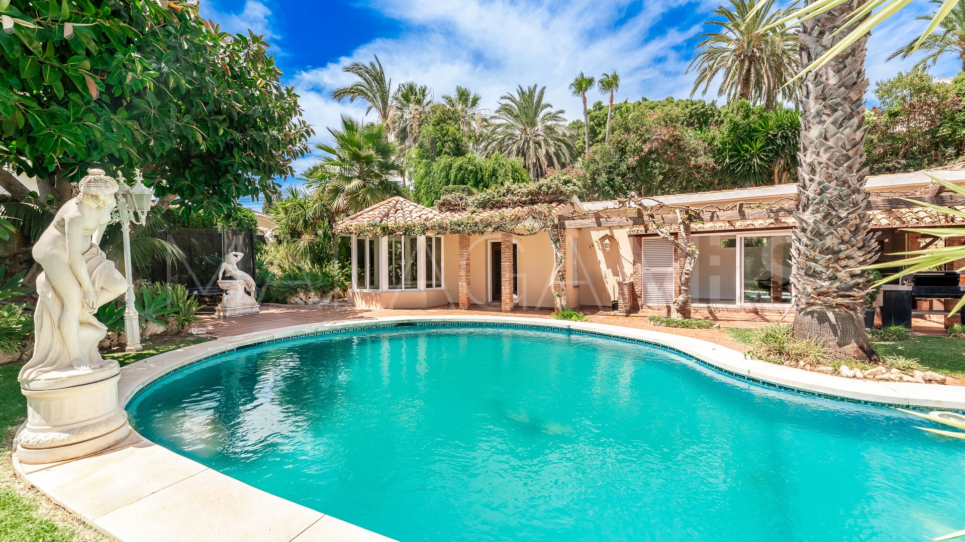 Villa for sale in El Rosario