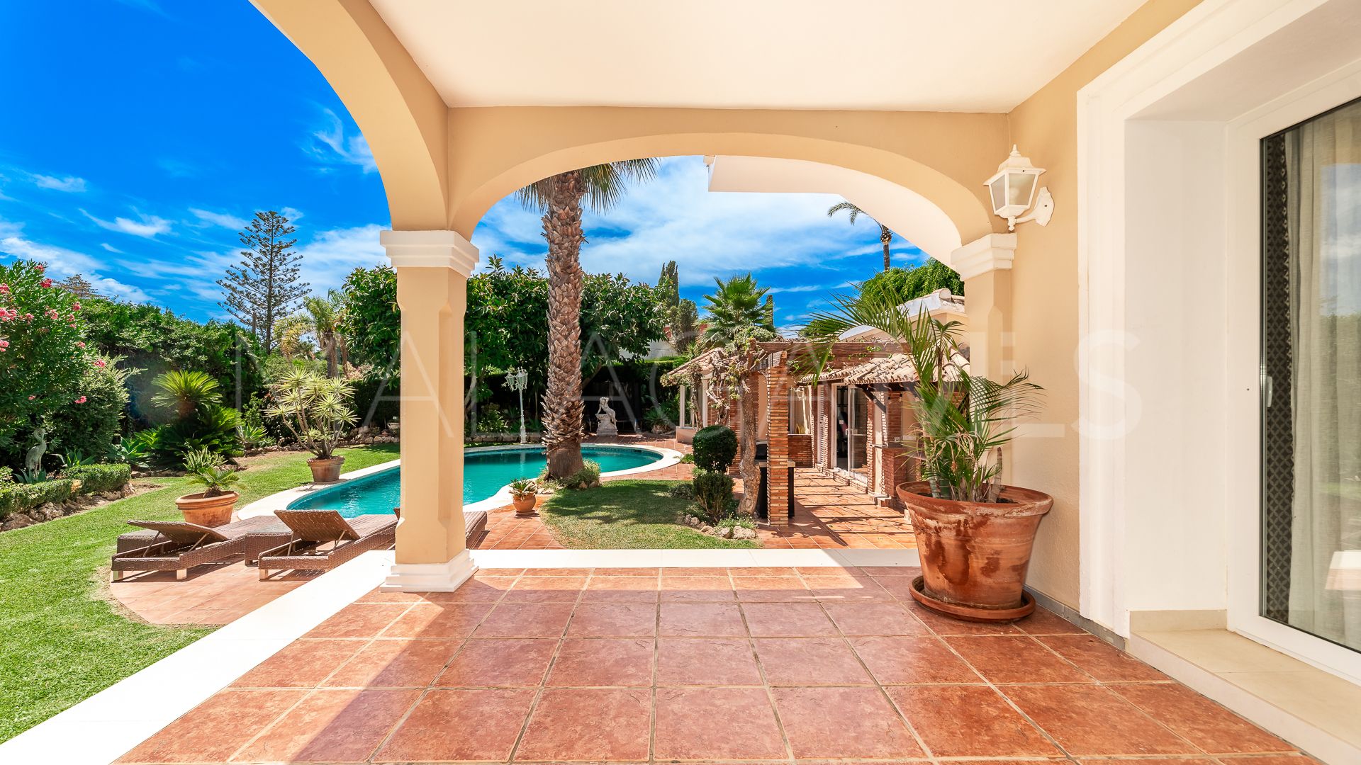 Villa for sale in El Rosario
