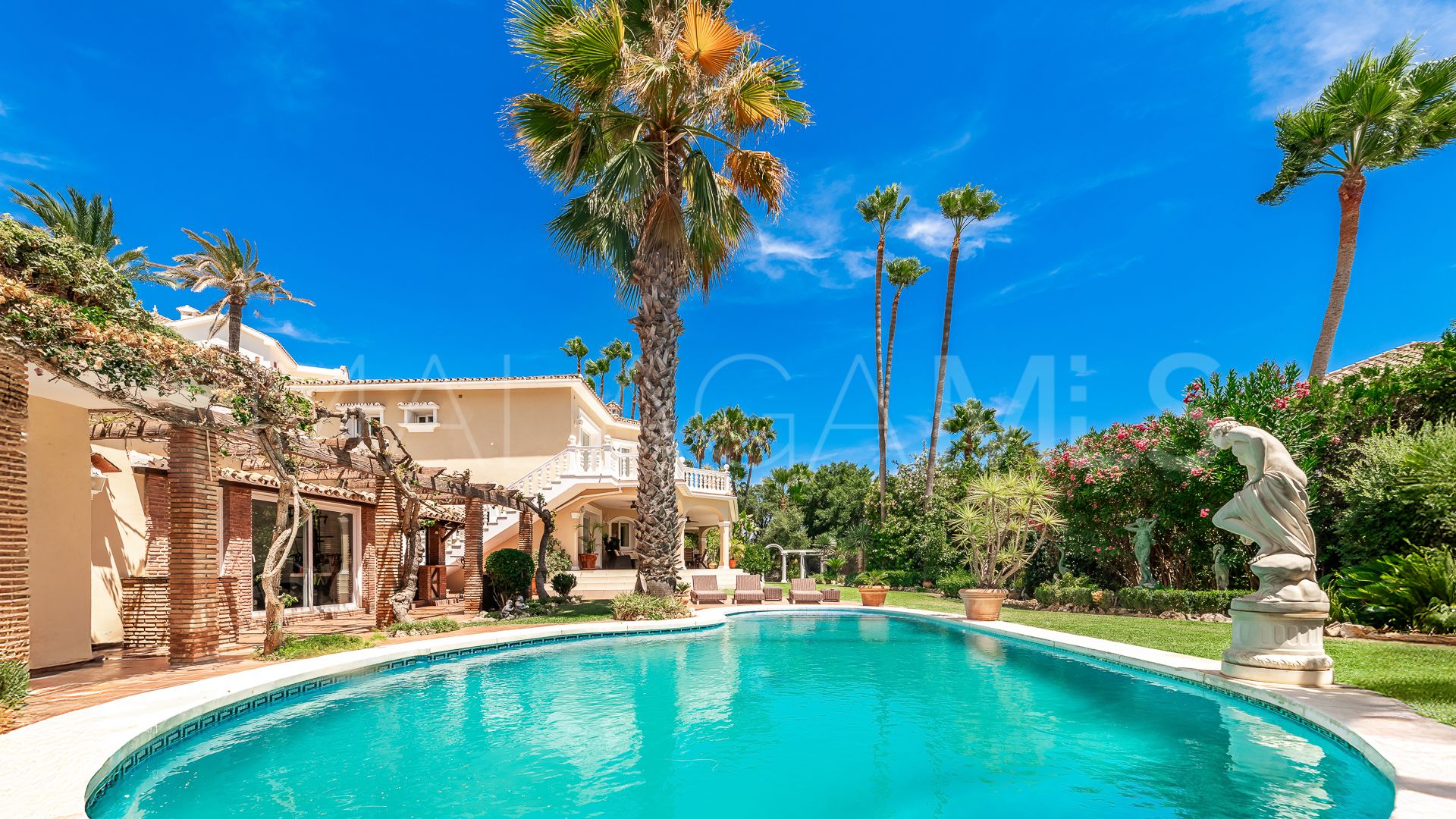 Villa for sale in El Rosario