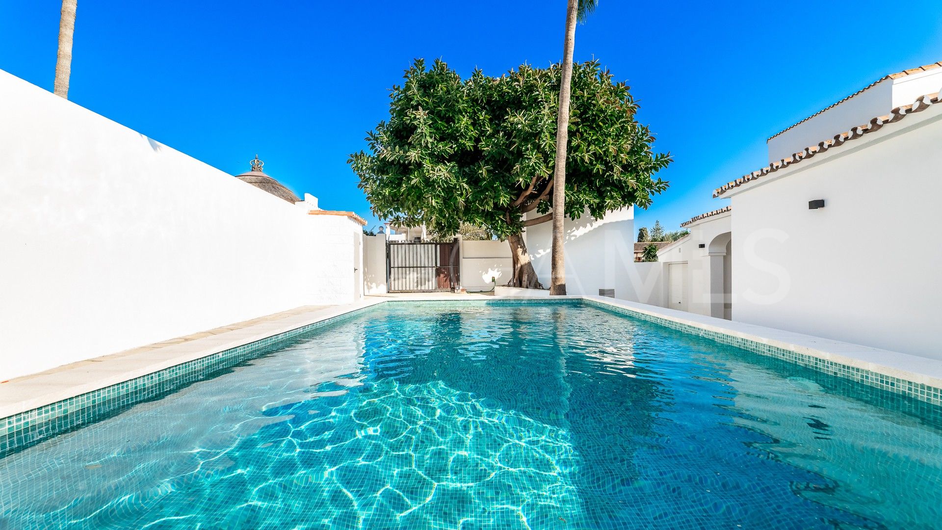 Villa for sale in El Rosario