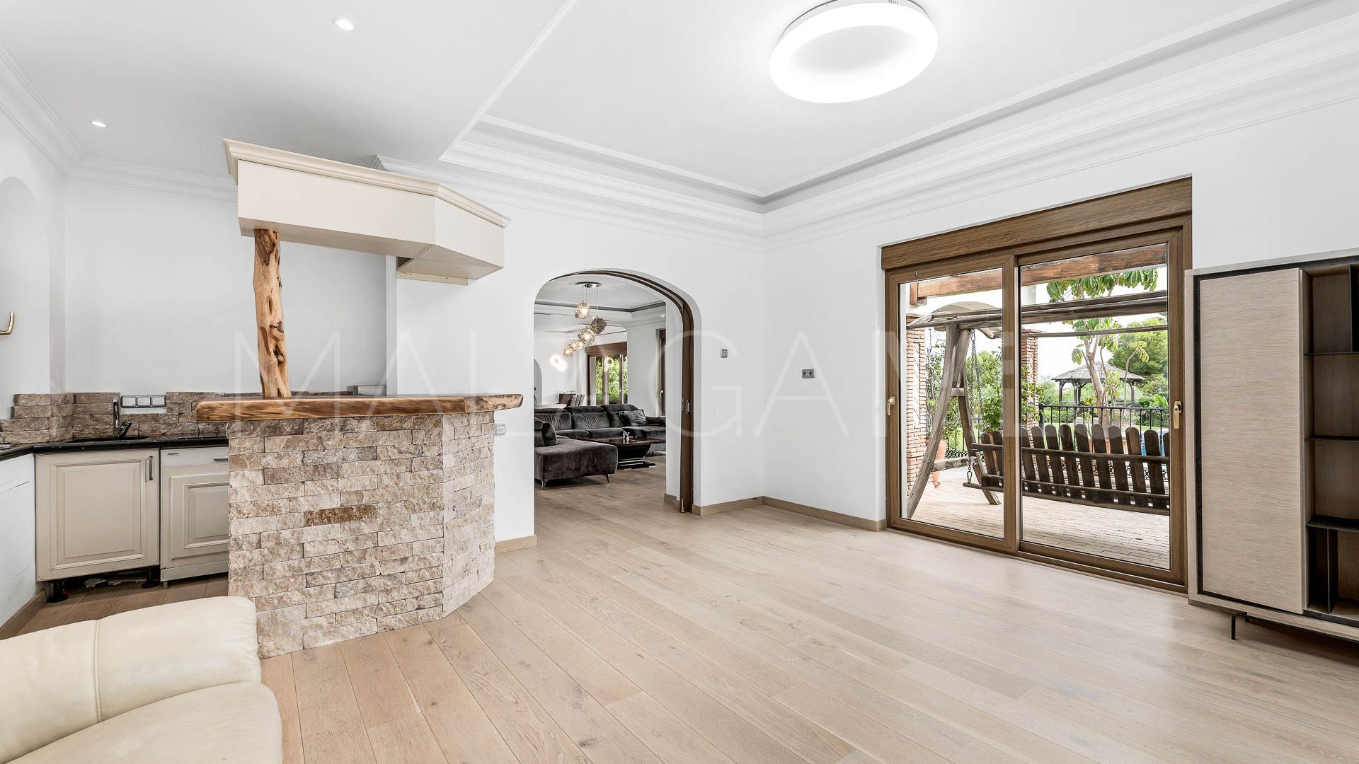Villa for sale in Paraiso Alto