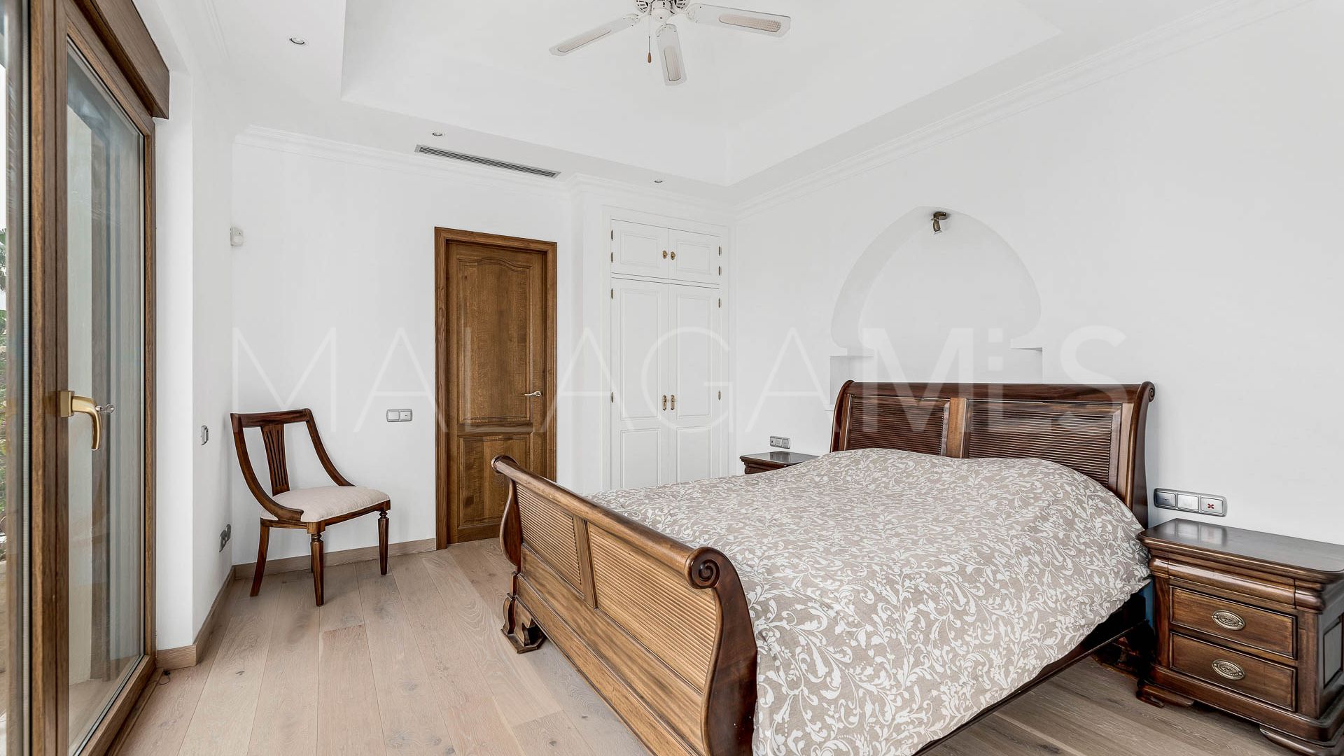 Villa for sale in Paraiso Alto