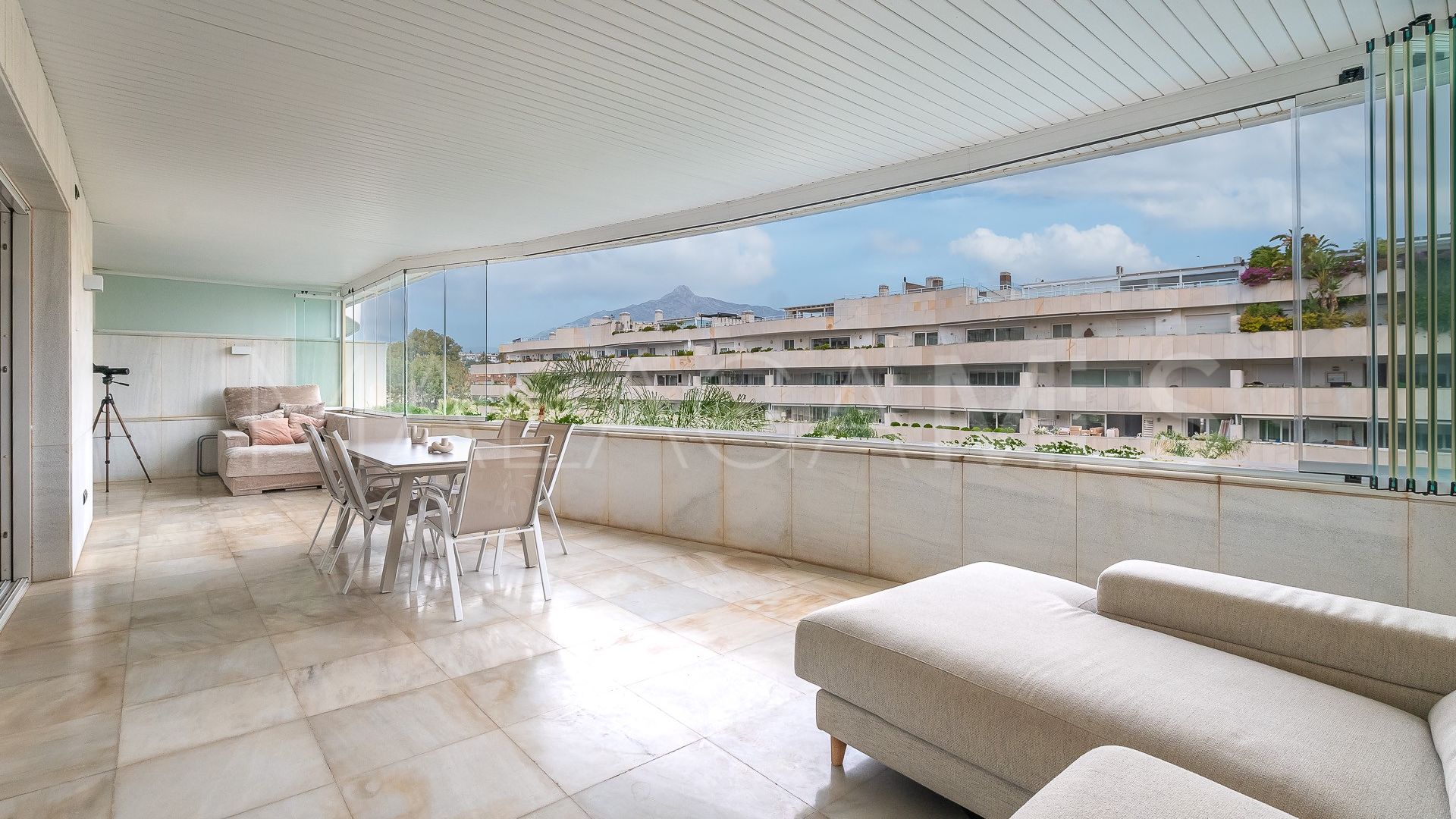 Wohnung for sale in Marbella - Puerto Banus