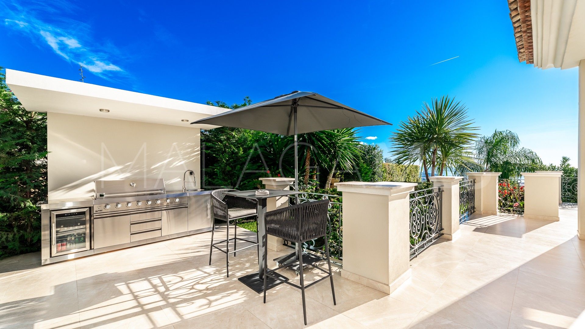 Villa for sale in Sierra Blanca