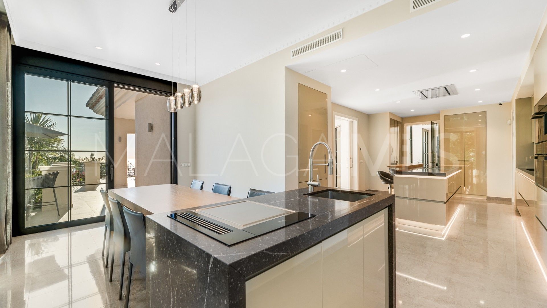 Villa for sale in Sierra Blanca