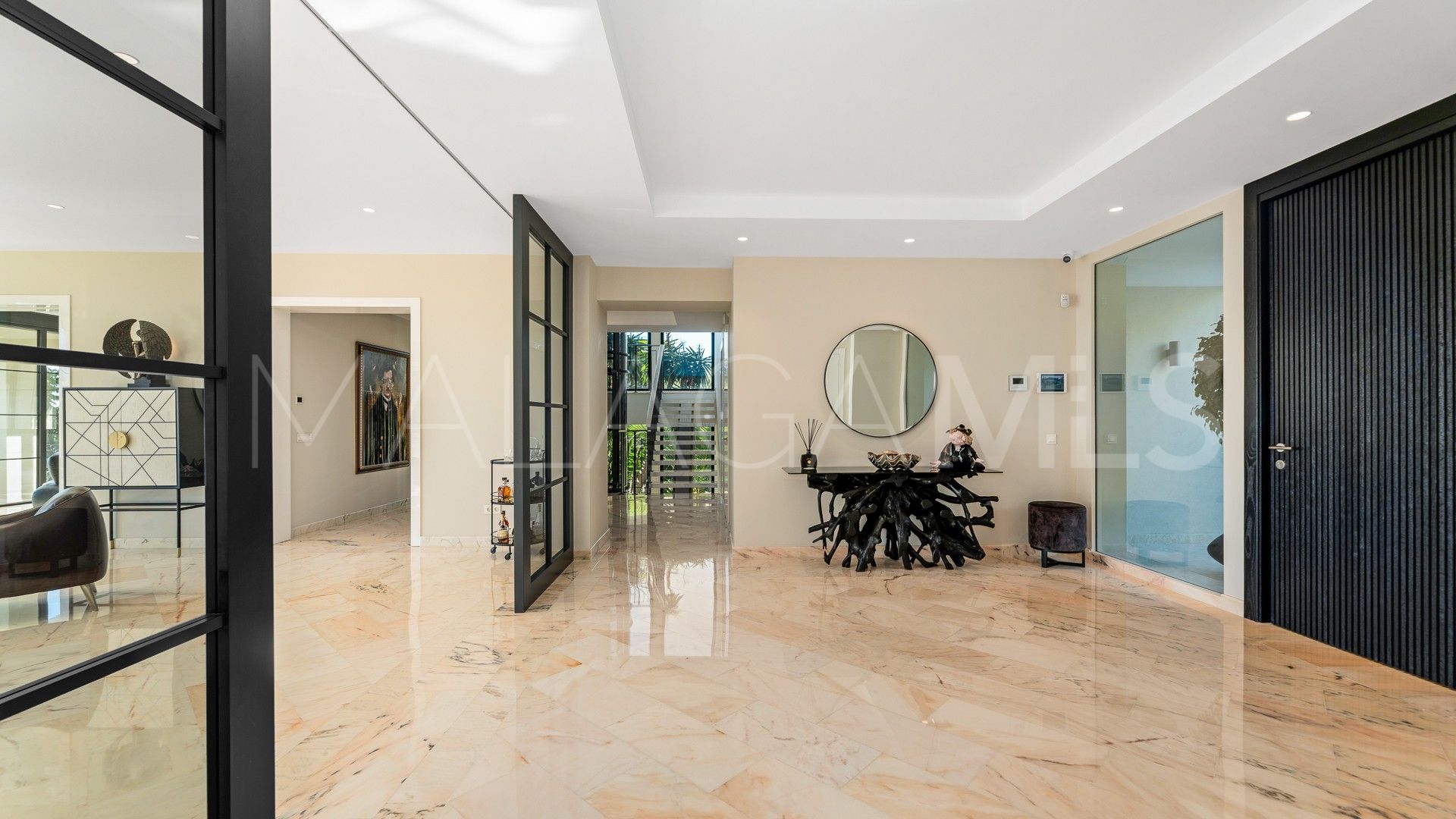 Villa for sale in Sierra Blanca
