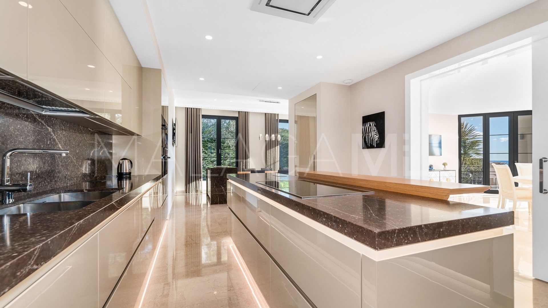 Villa for sale in Sierra Blanca