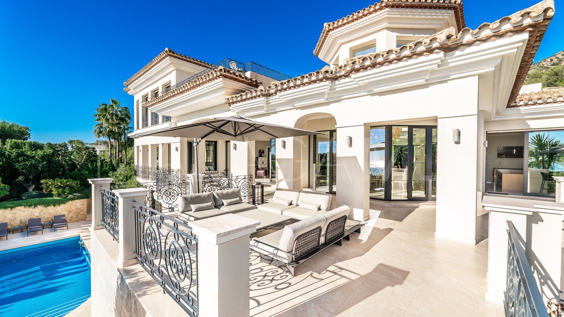 Villa for sale in Sierra Blanca