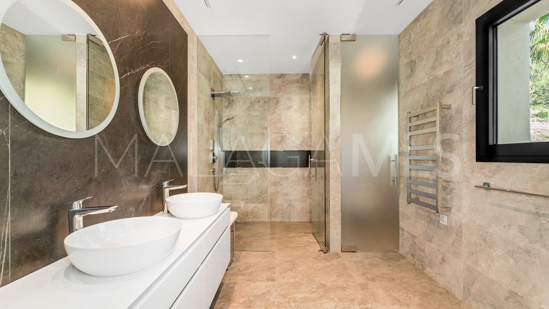 Villa for sale in Sierra Blanca
