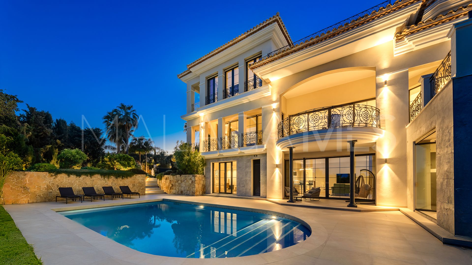 Villa for sale in Sierra Blanca