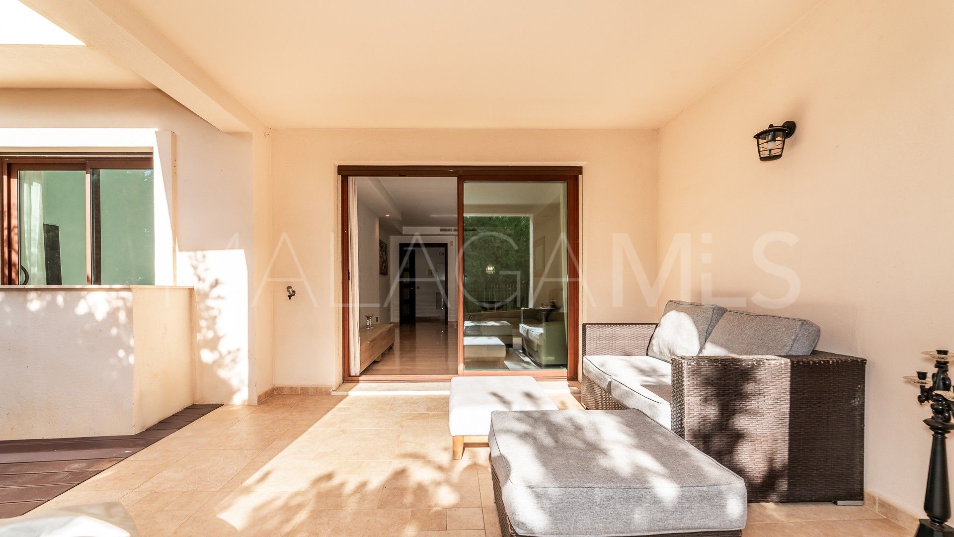 Appartement rez de chaussée for sale in Nueva Andalucia