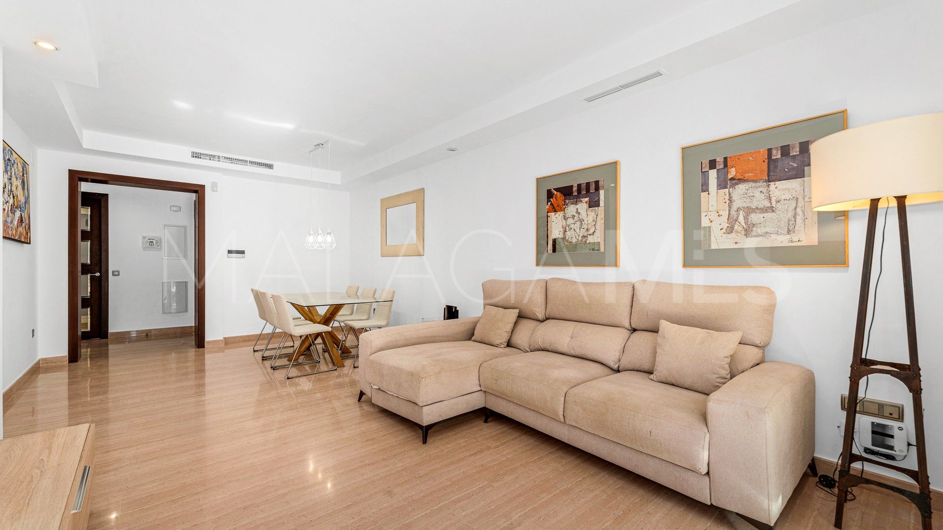 Appartement rez de chaussée for sale in Nueva Andalucia