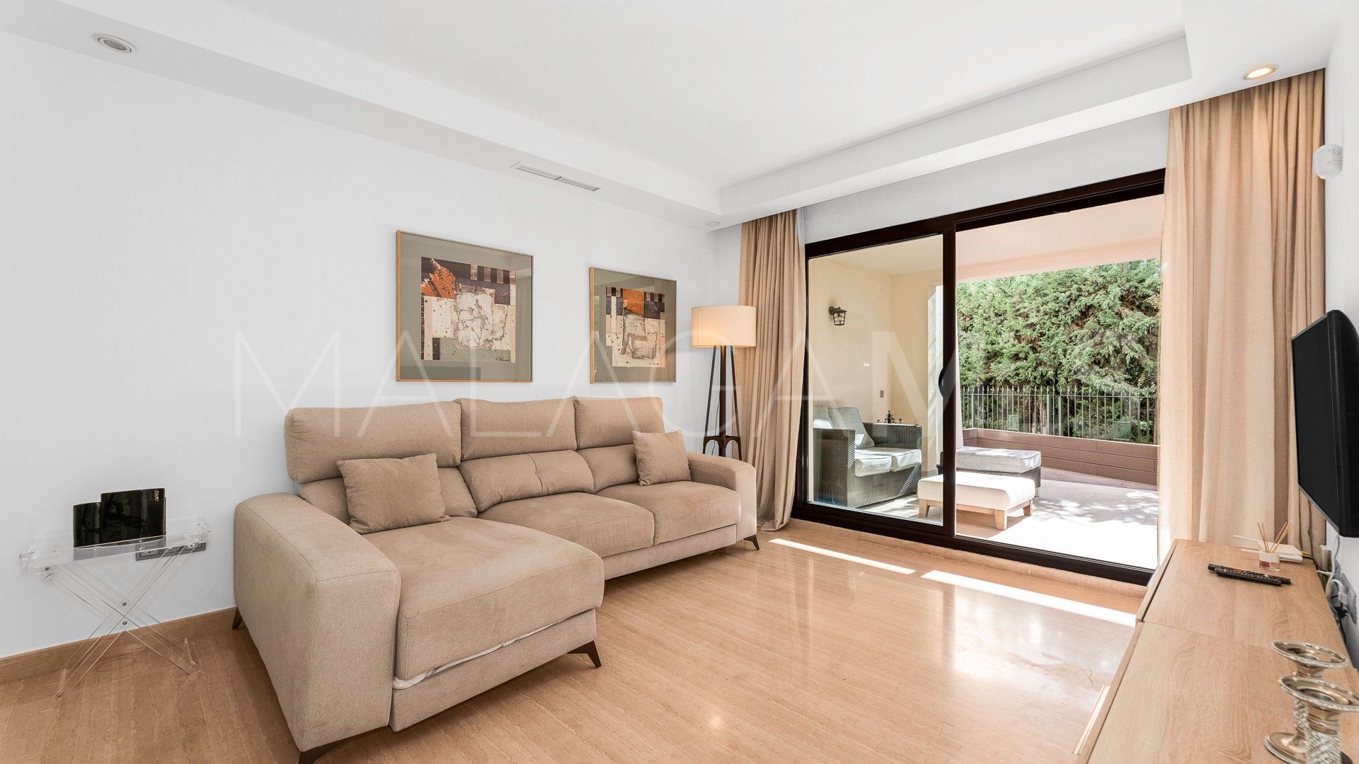 Appartement rez de chaussée for sale in Nueva Andalucia