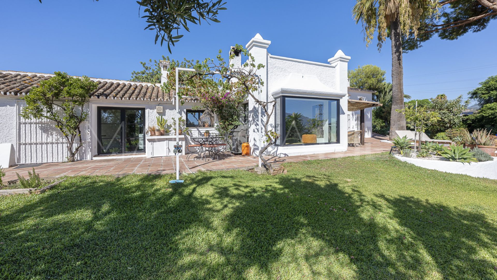 Villa for sale in Guadalmina Alta